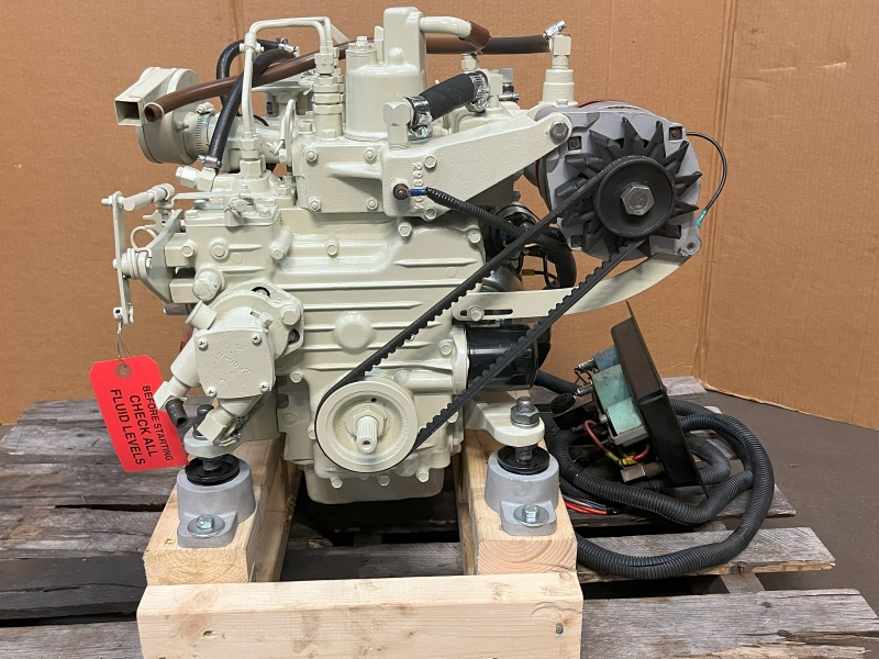 Universal 5411 Marine Diesel Engine