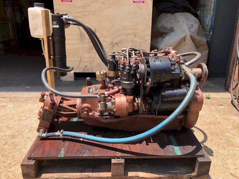 Atomic 4 Marine Gas Engine