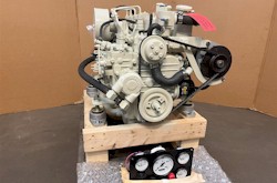 Universal M35-350376 Marine Diesel Engine